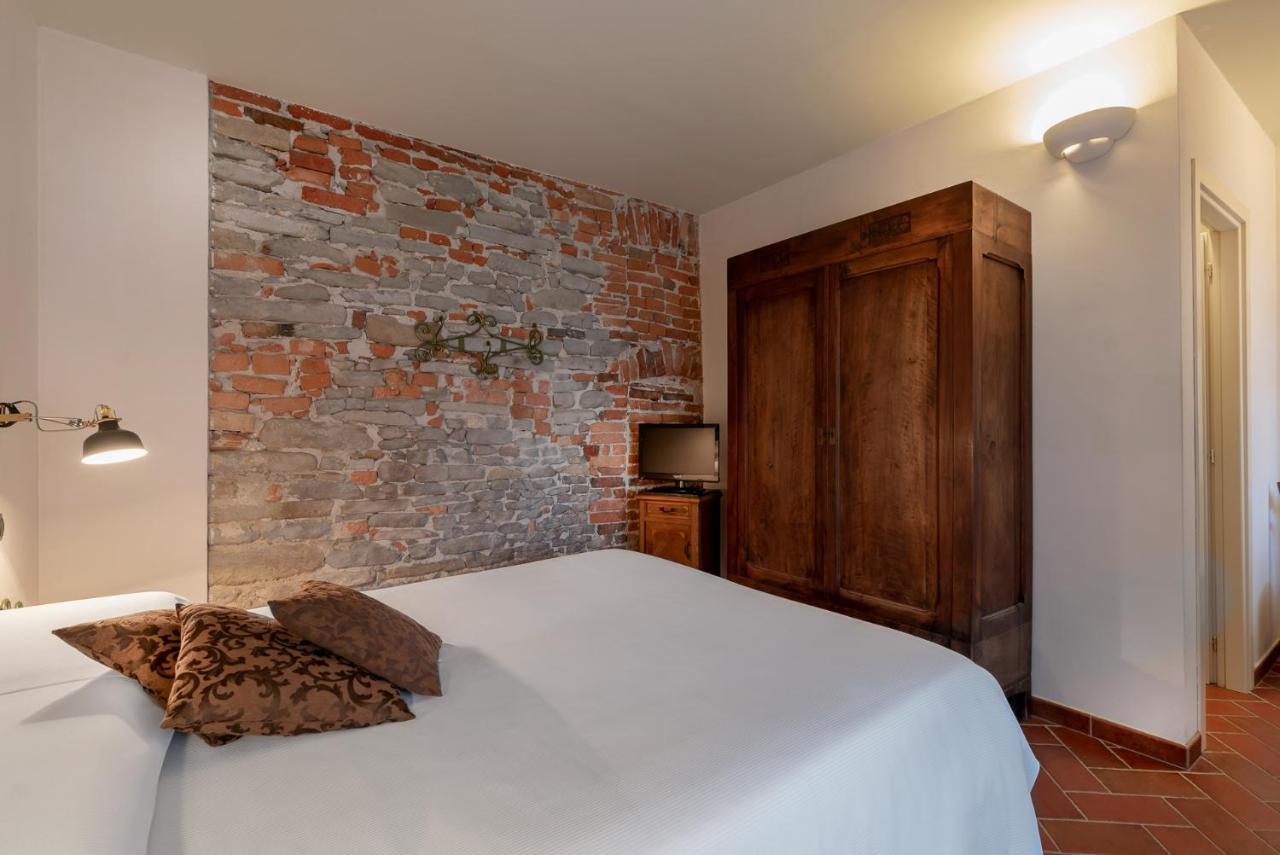 Agriturismo San Martino Clavesana ภายนอก รูปภาพ