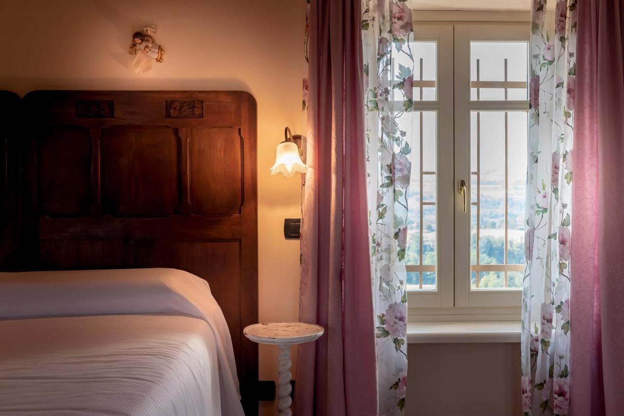 Agriturismo San Martino Clavesana ภายนอก รูปภาพ