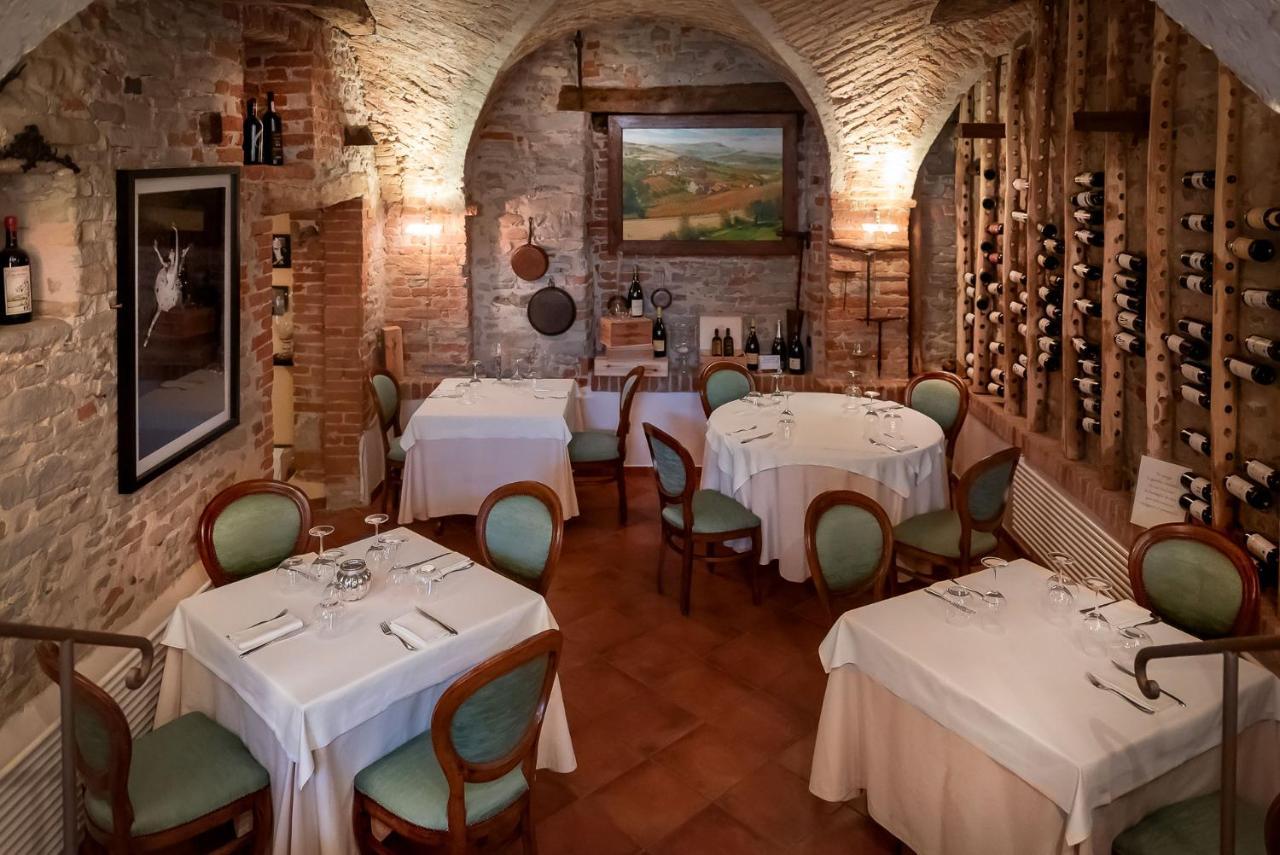 Agriturismo San Martino Clavesana ภายนอก รูปภาพ